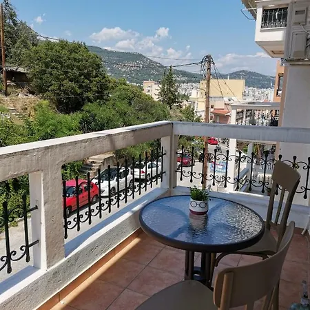 Ξενοδοχείο Mari's House 2 *